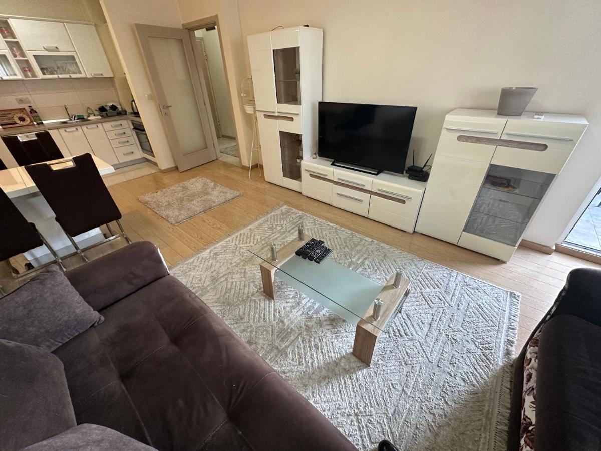 Hanna Apatment Podgorica Eksteriør bilde